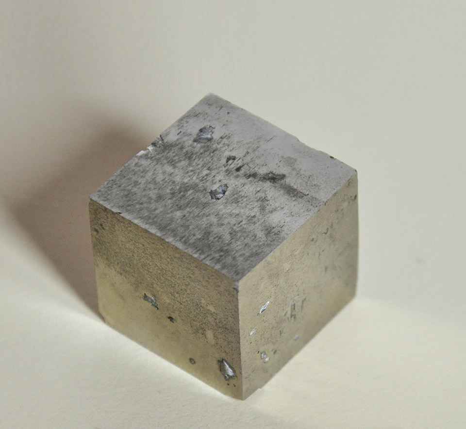 Cubo di pirite